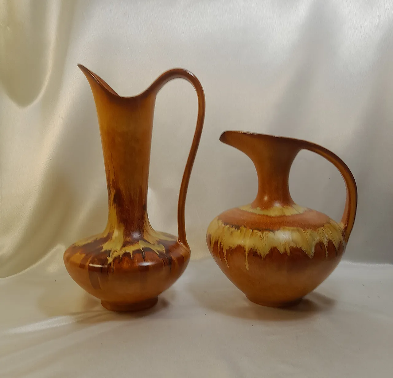 Two Bertoncello Rigon jug vases 1