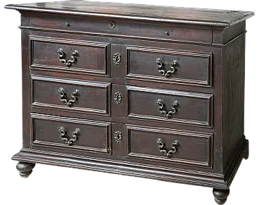 Tuscan chest of drawers in walnut with carved handles, 18th century