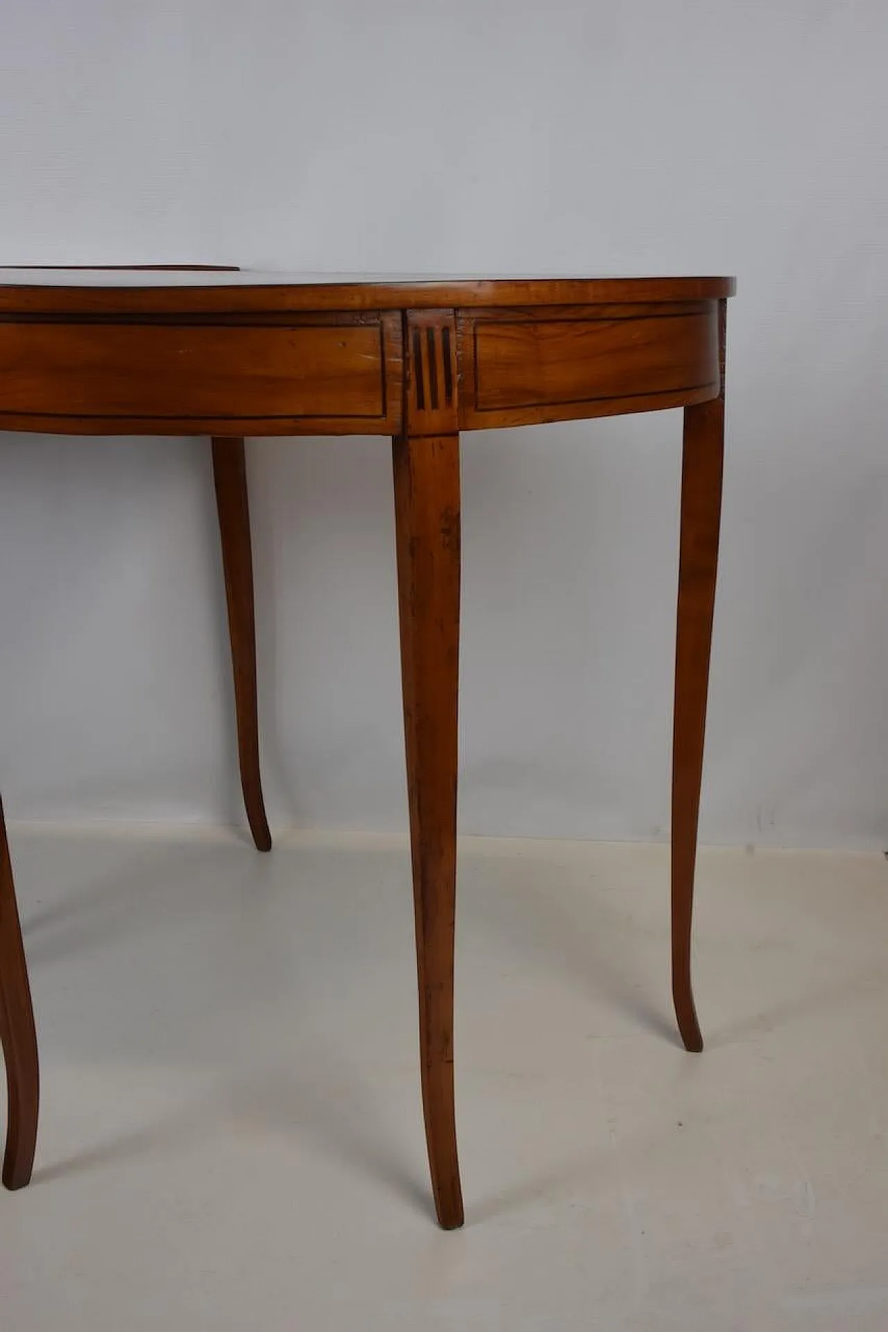 Pair of half-moon console tables in cherry wood, 19th century 4