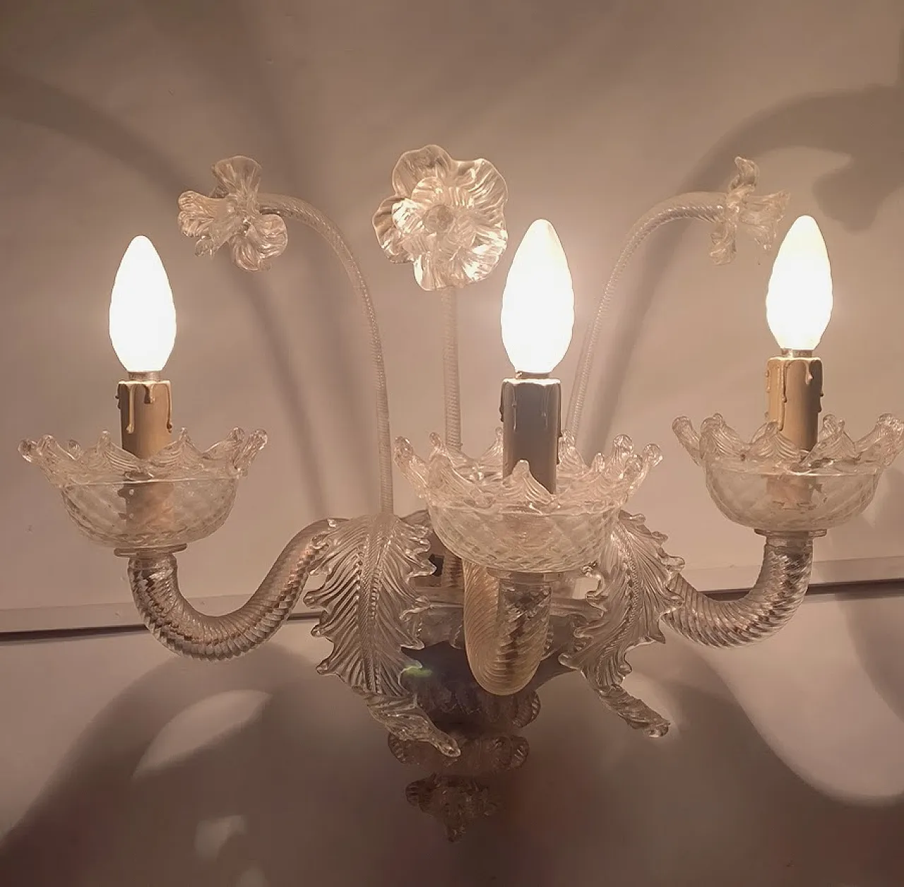 4 Murano classic Chadeliers and 7 sconces,  1930s 9