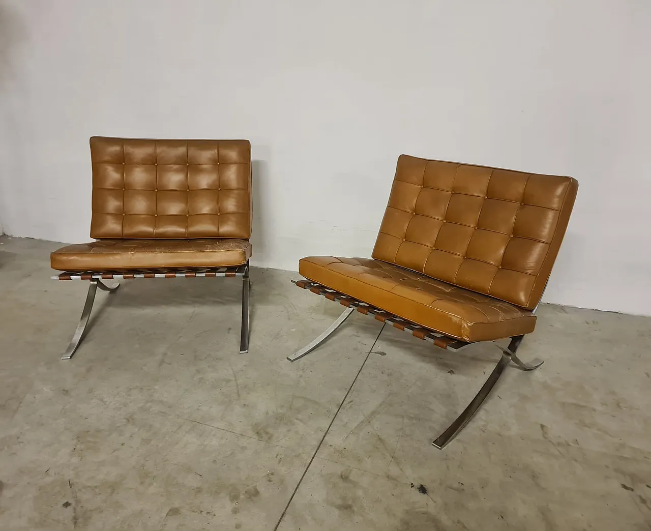 Pair of Knoll Barcellona armchairs, 60s 2