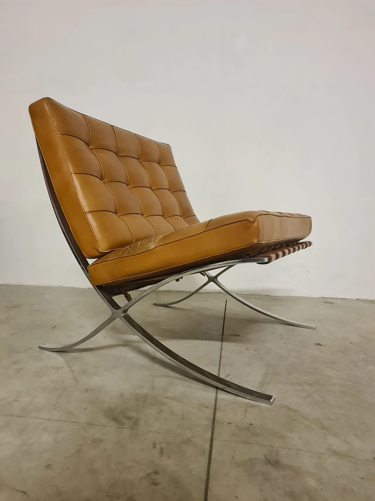 Pair of Knoll Barcellona armchairs, 60s 9