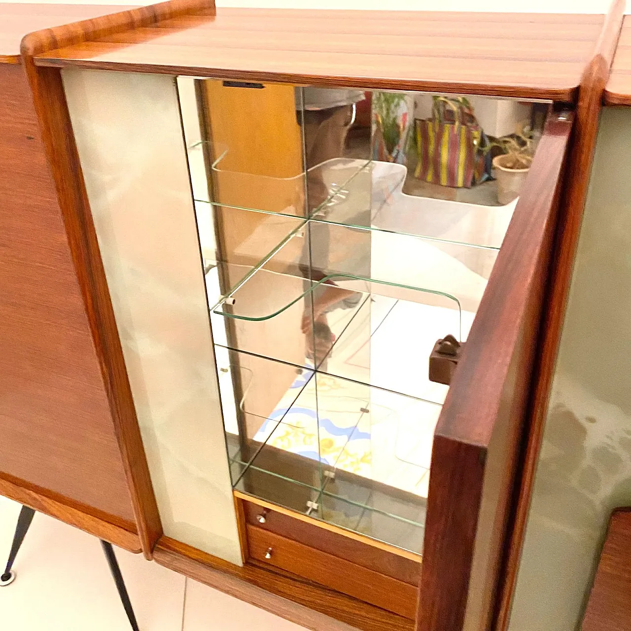 Sideboard in rosewood and marbled glass from the 1960s 9