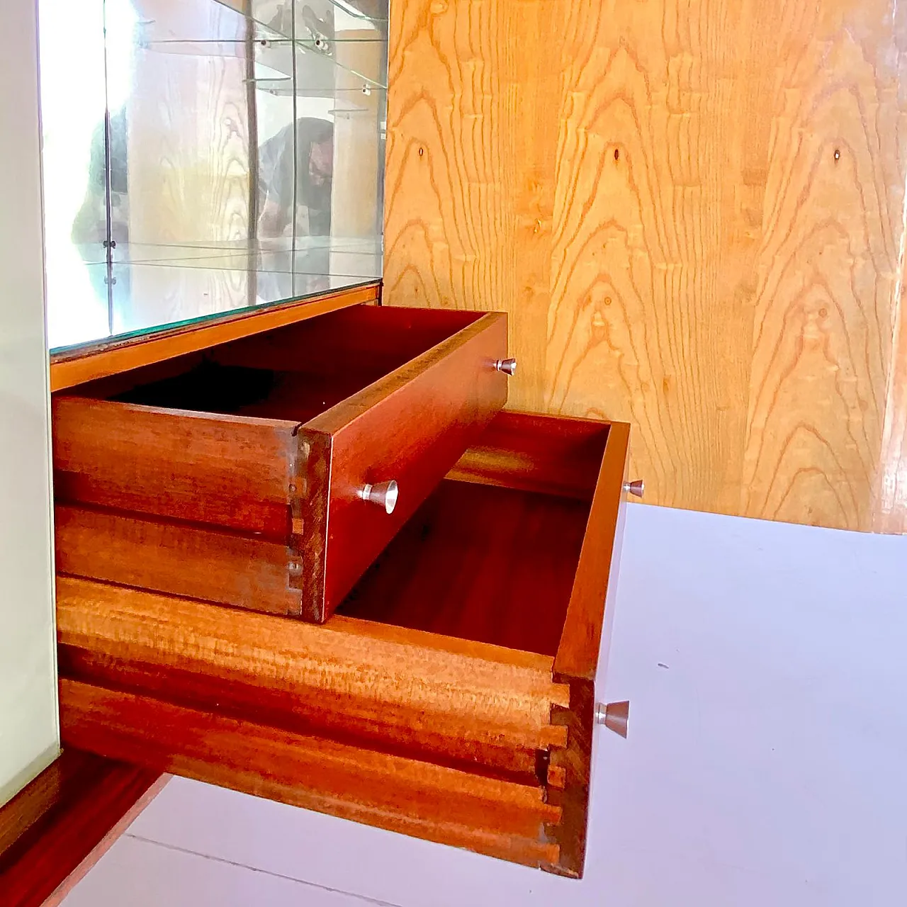 Sideboard in rosewood and marbled glass from the 1960s 11