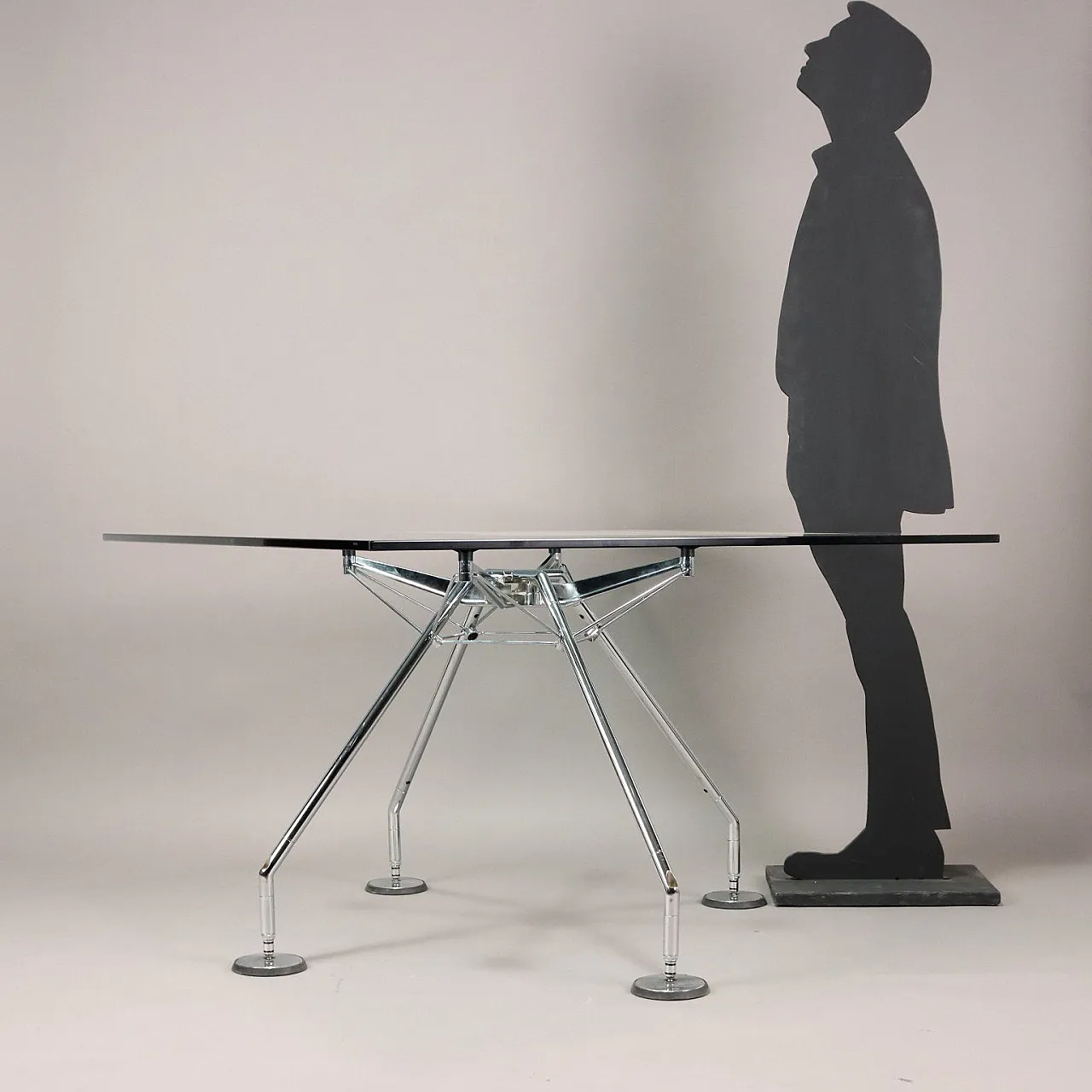 Nomos table by Norman Foster for Tecno, 1990s 2