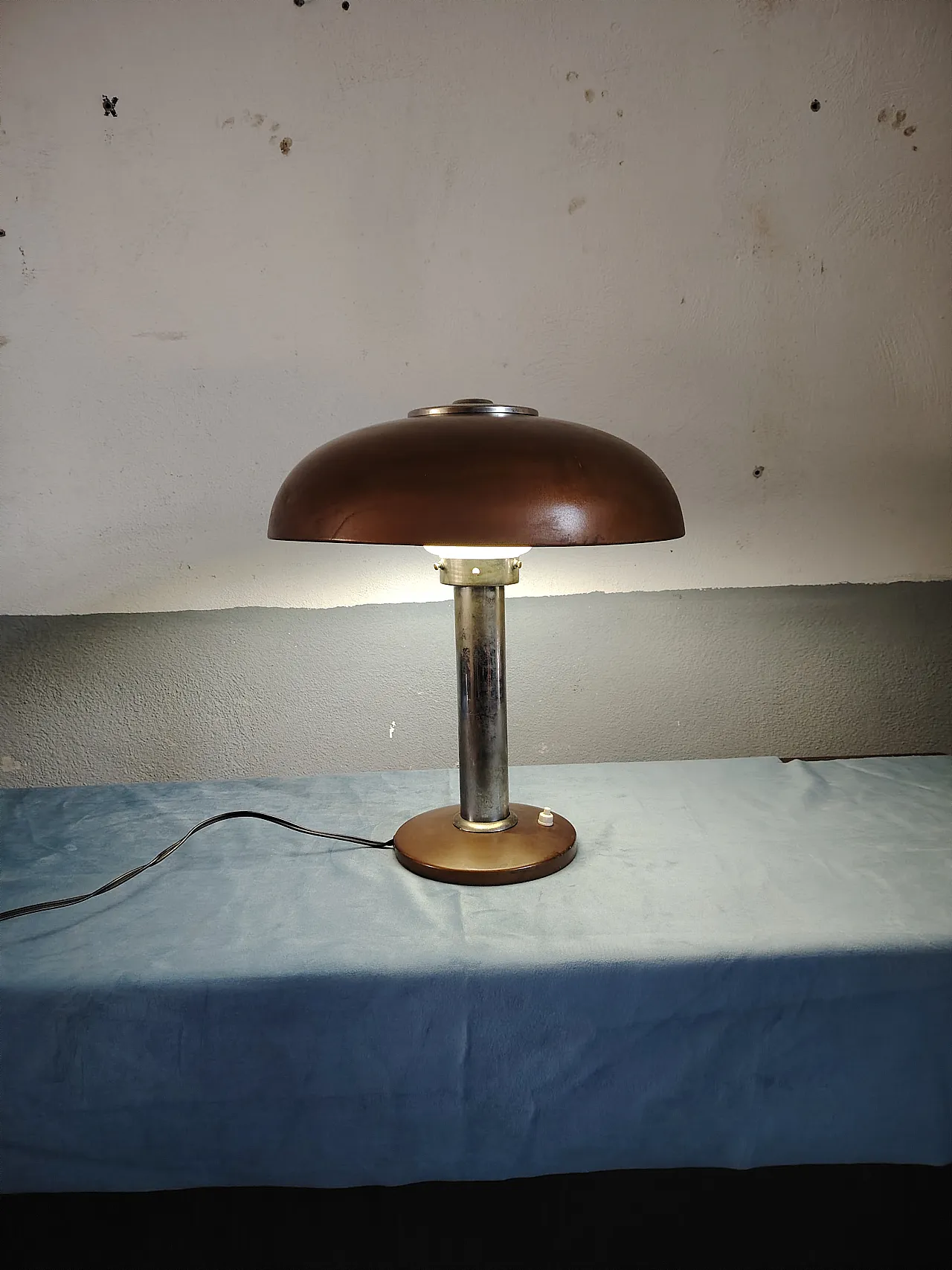 Lampada da tavolo di Gio Ponti per Ugo Pollice, anni '40 13