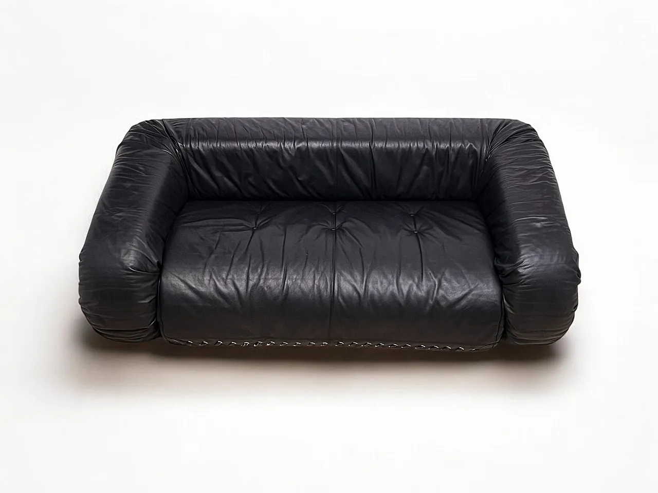 Anfibio sofa in black leather by A. Becchi for Giovannetti, 1970 3