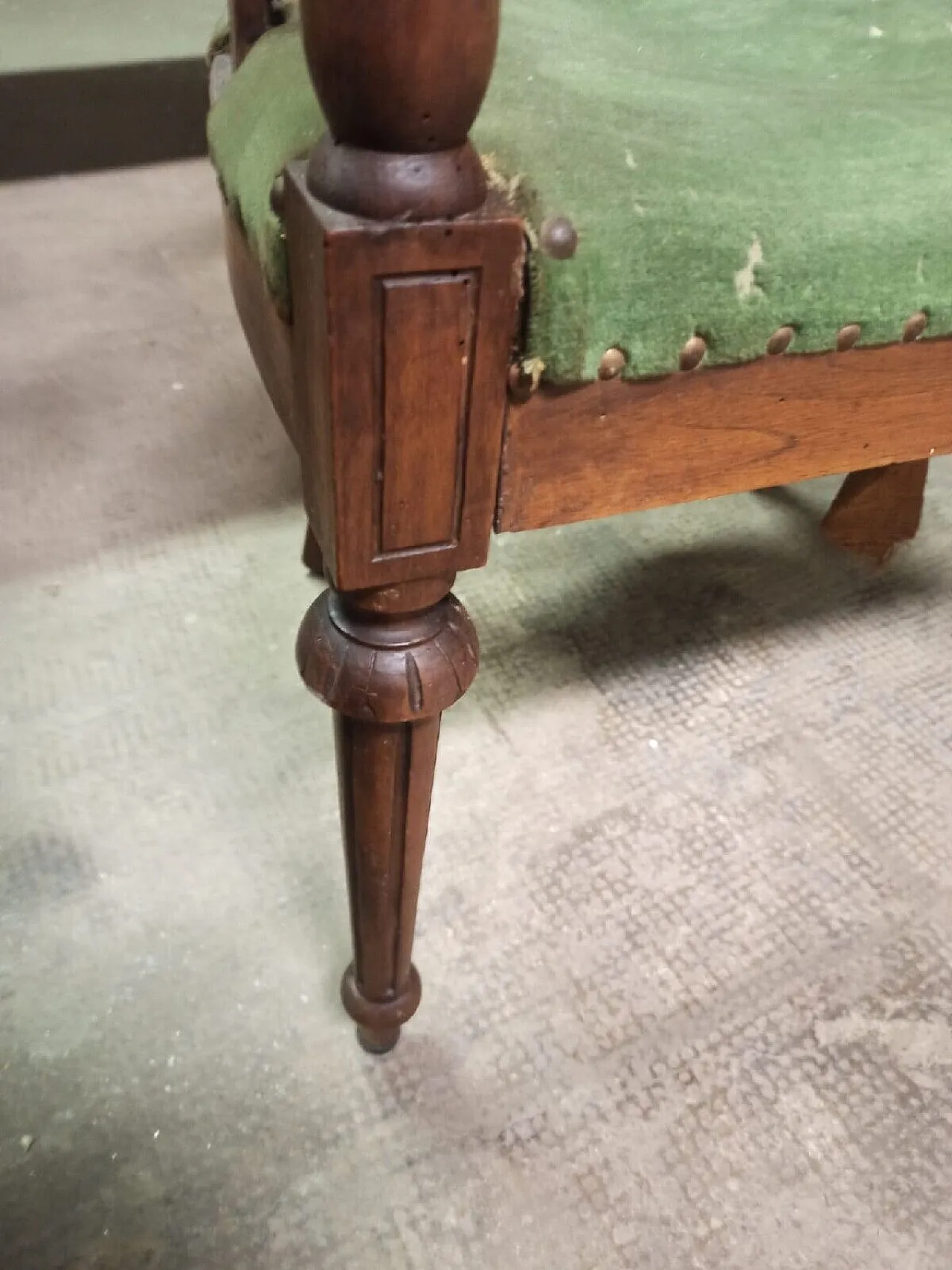 Pair of Genoese walnut armchairs, 19th century 8