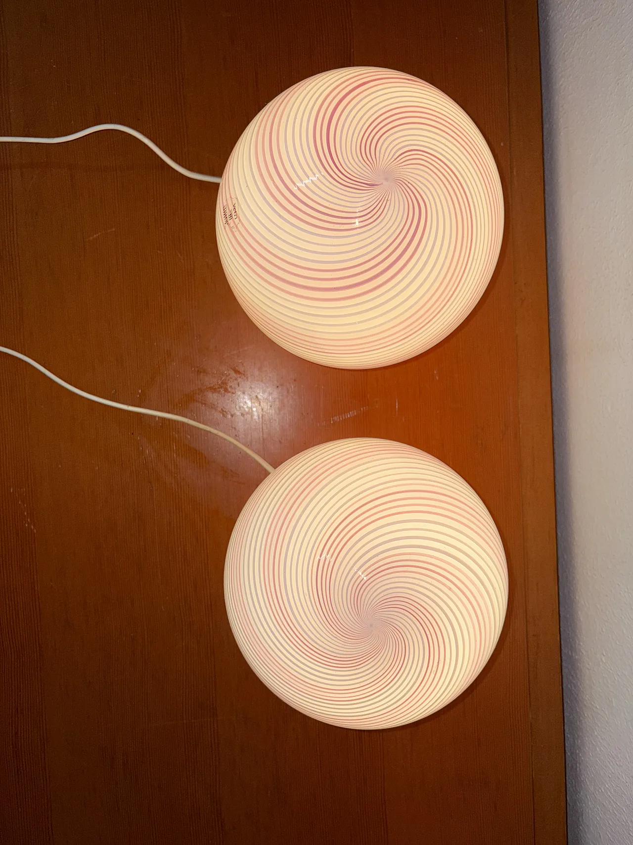 Pair of pink swirl lamps, 70s 3