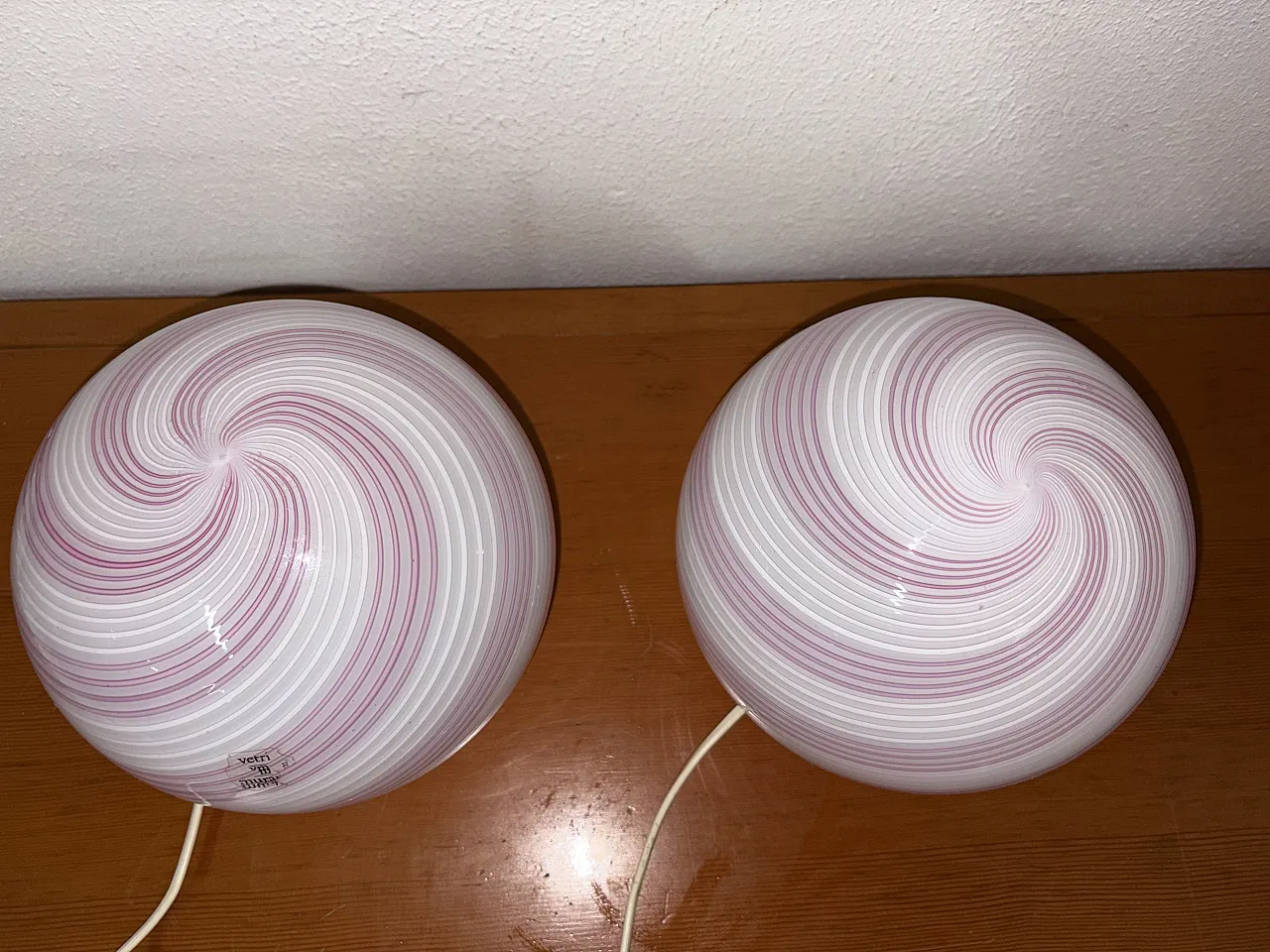 Pair of pink swirl lamps, 70s 8