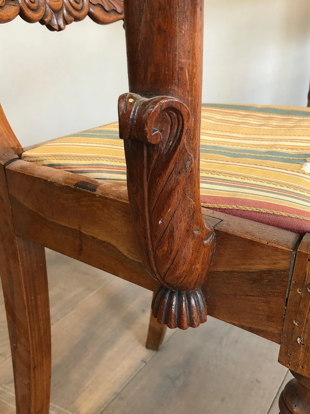 Mahogany office armchair with swan-neck decoration, 19th century 18