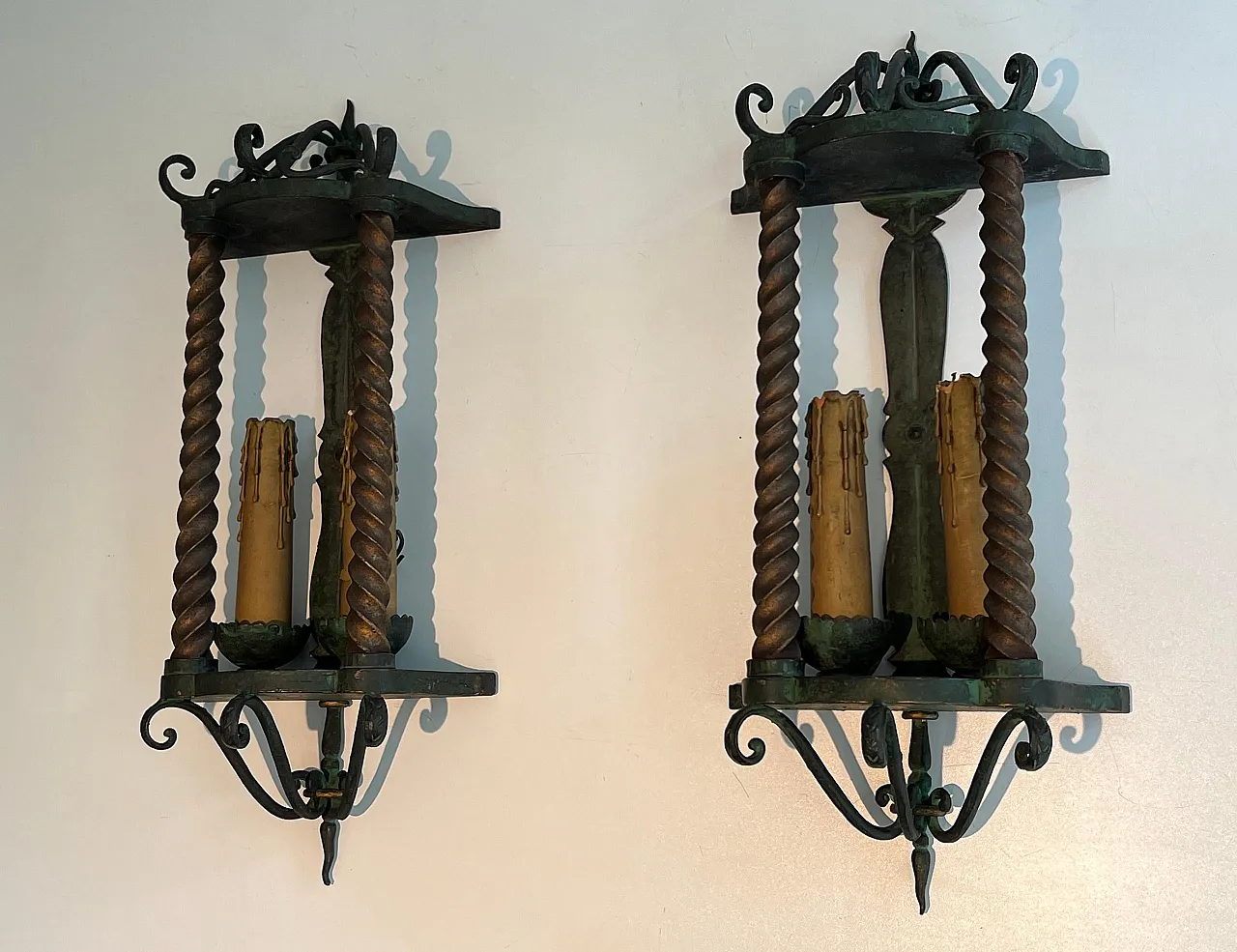 Pair of patinated wrought iron lanterns, 1940s 3