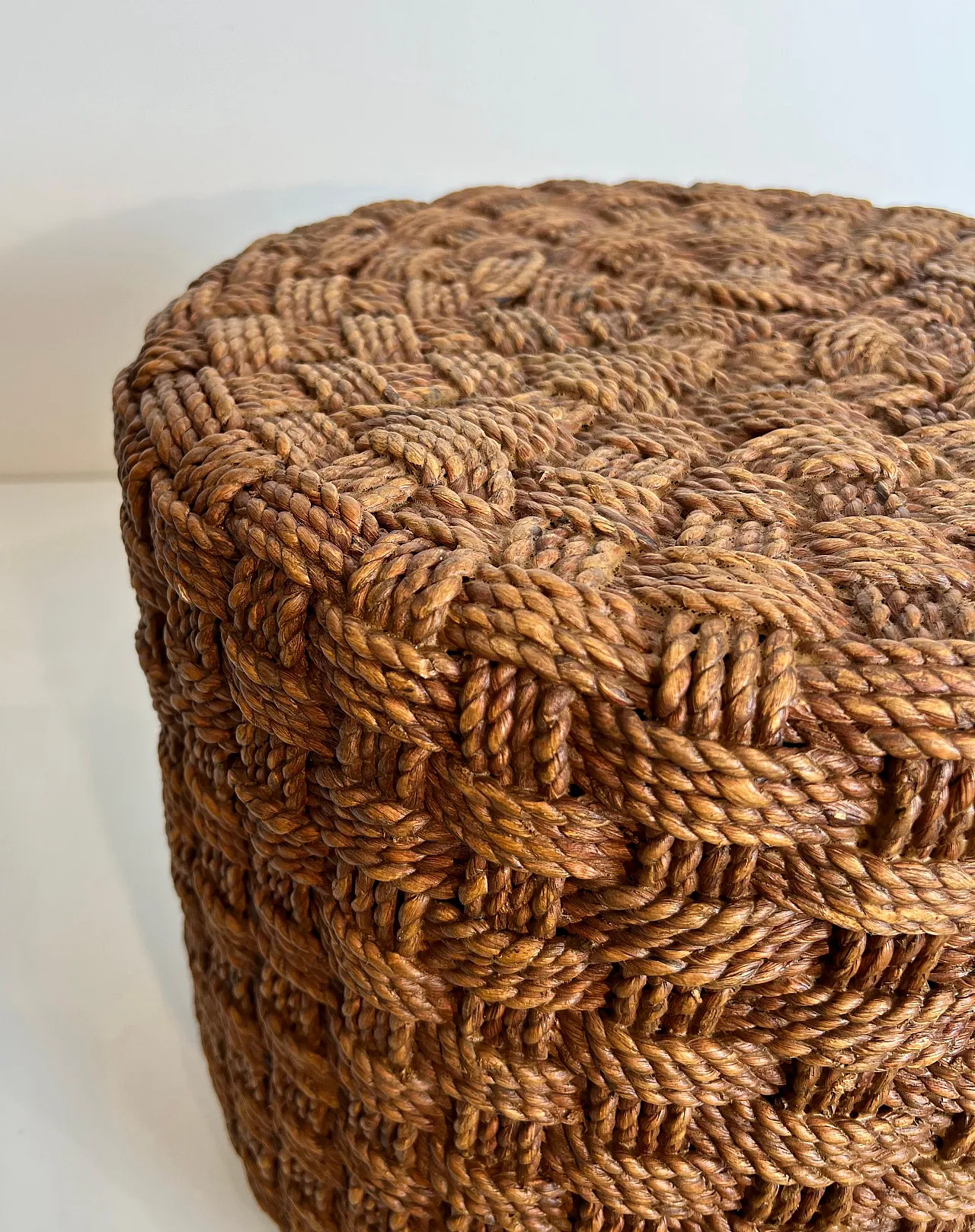 Pair of rope stools with round wooden feet, 1970s 7