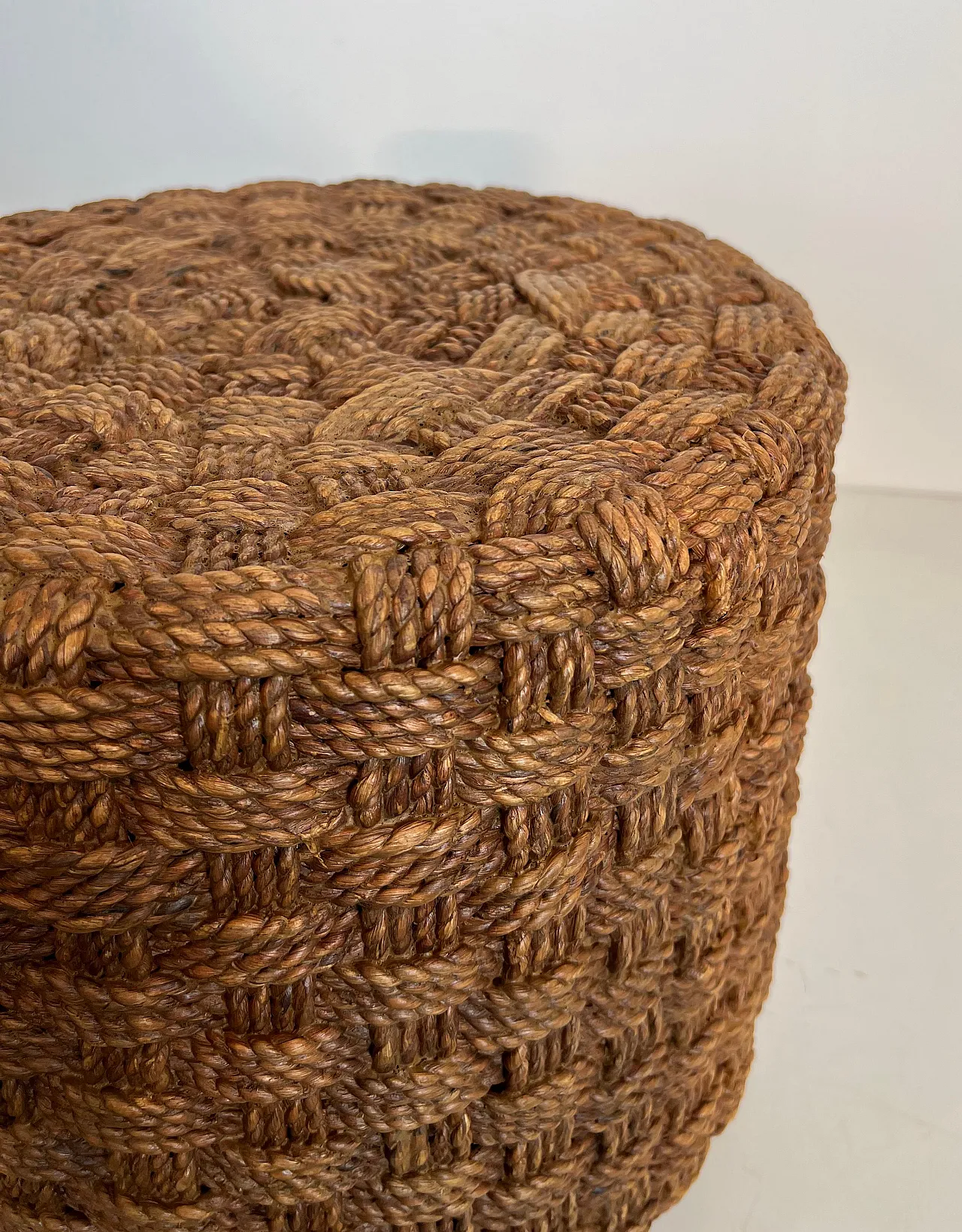 Pair of rope stools with round wooden feet, 1970s 15