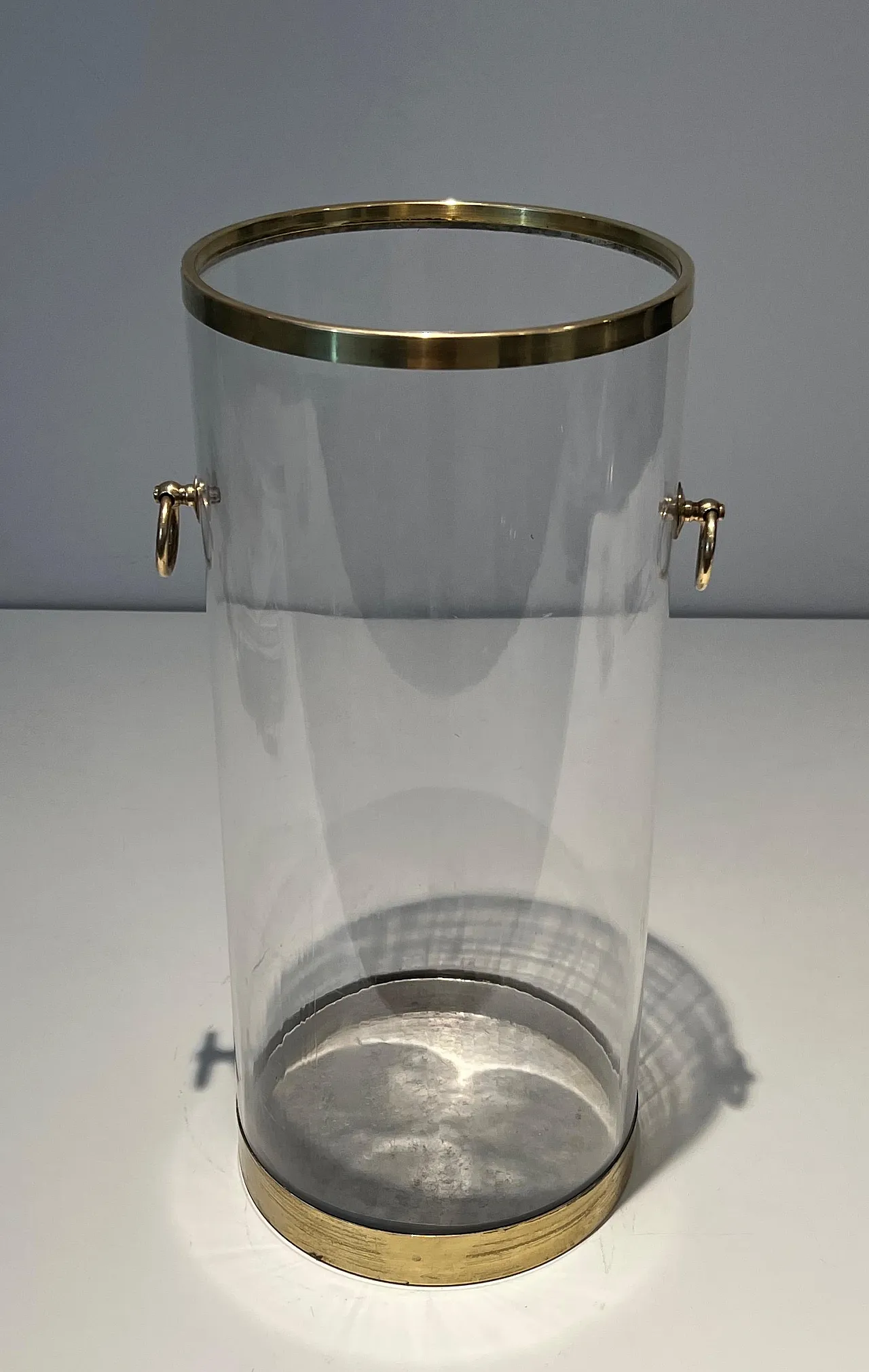 Round lucite and brass umbrella stand, 1970s 11