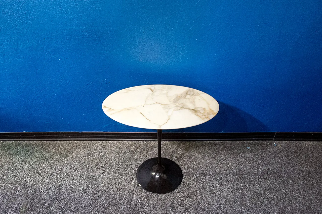 Tulip coffee table by Eero Saarinen for Knoll International, 1980s 4