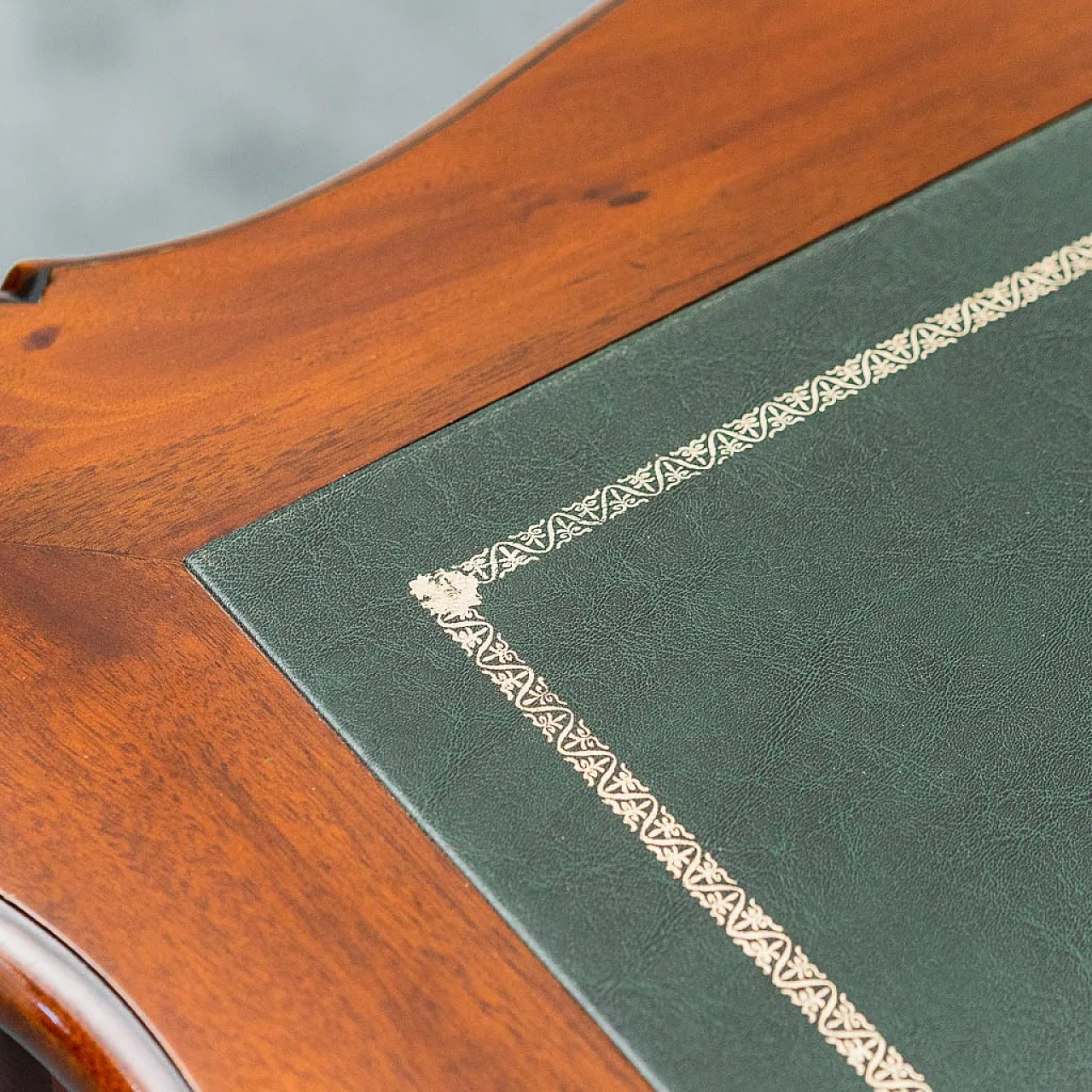 Desk in solid wood and leather, 1950s 8