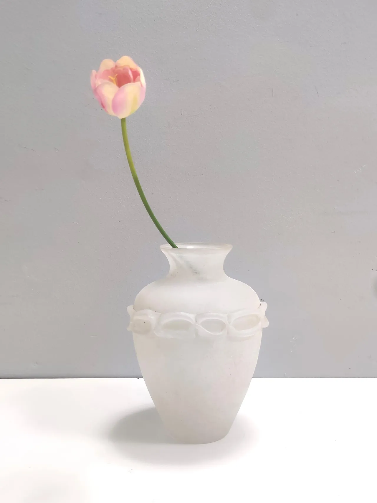 Postmodern white scavo glass vase Seguso style, 70s 2