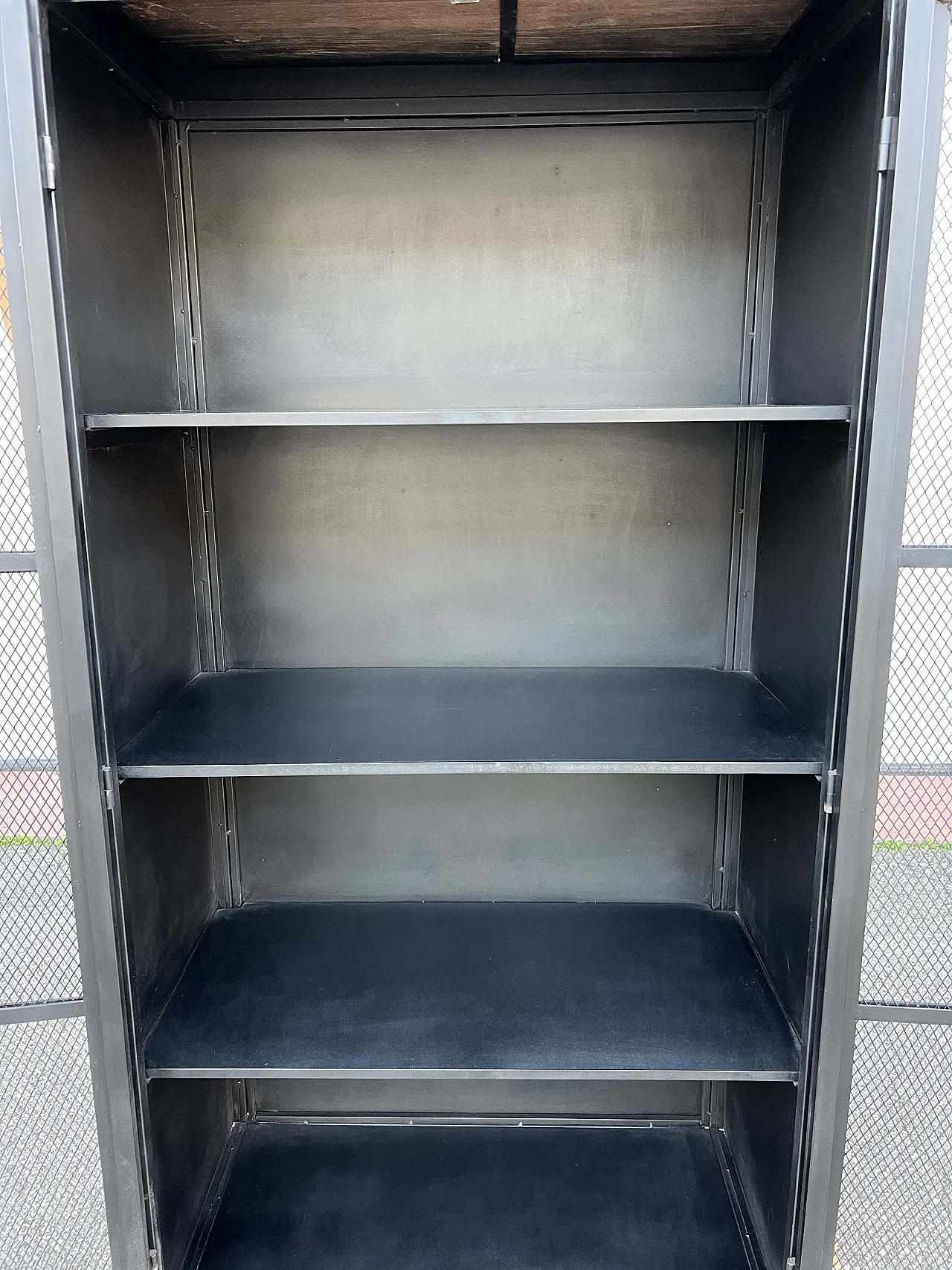 Metal cabinet, 2000 3