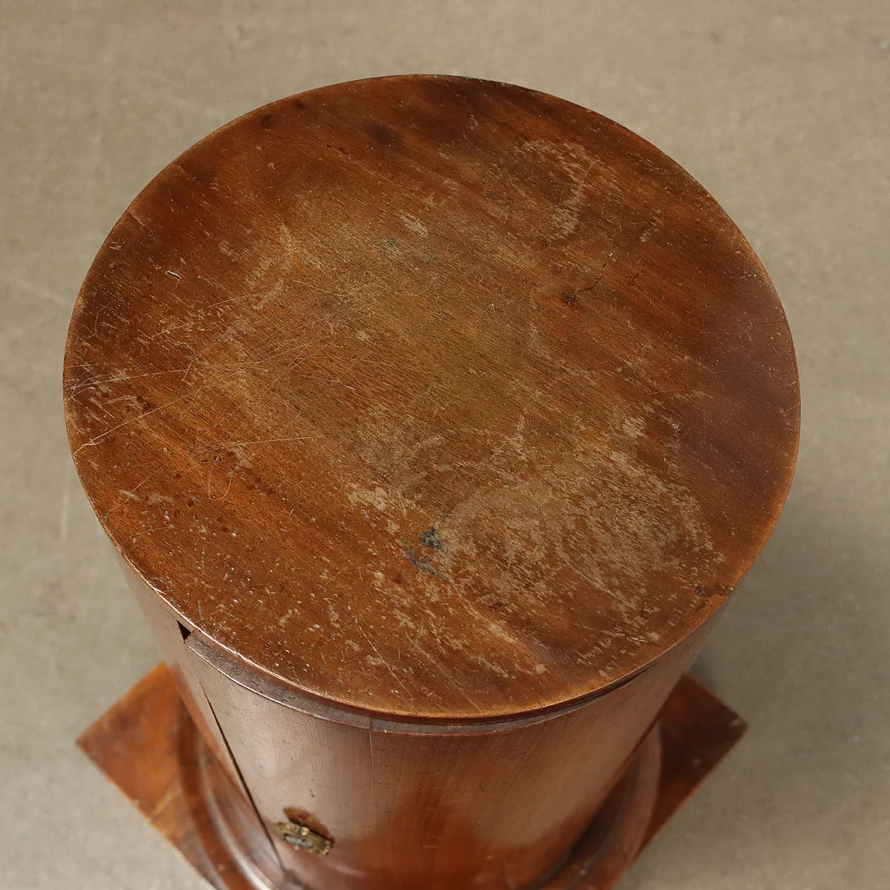 Pair of bedside tables in Empire style, 20th century 5