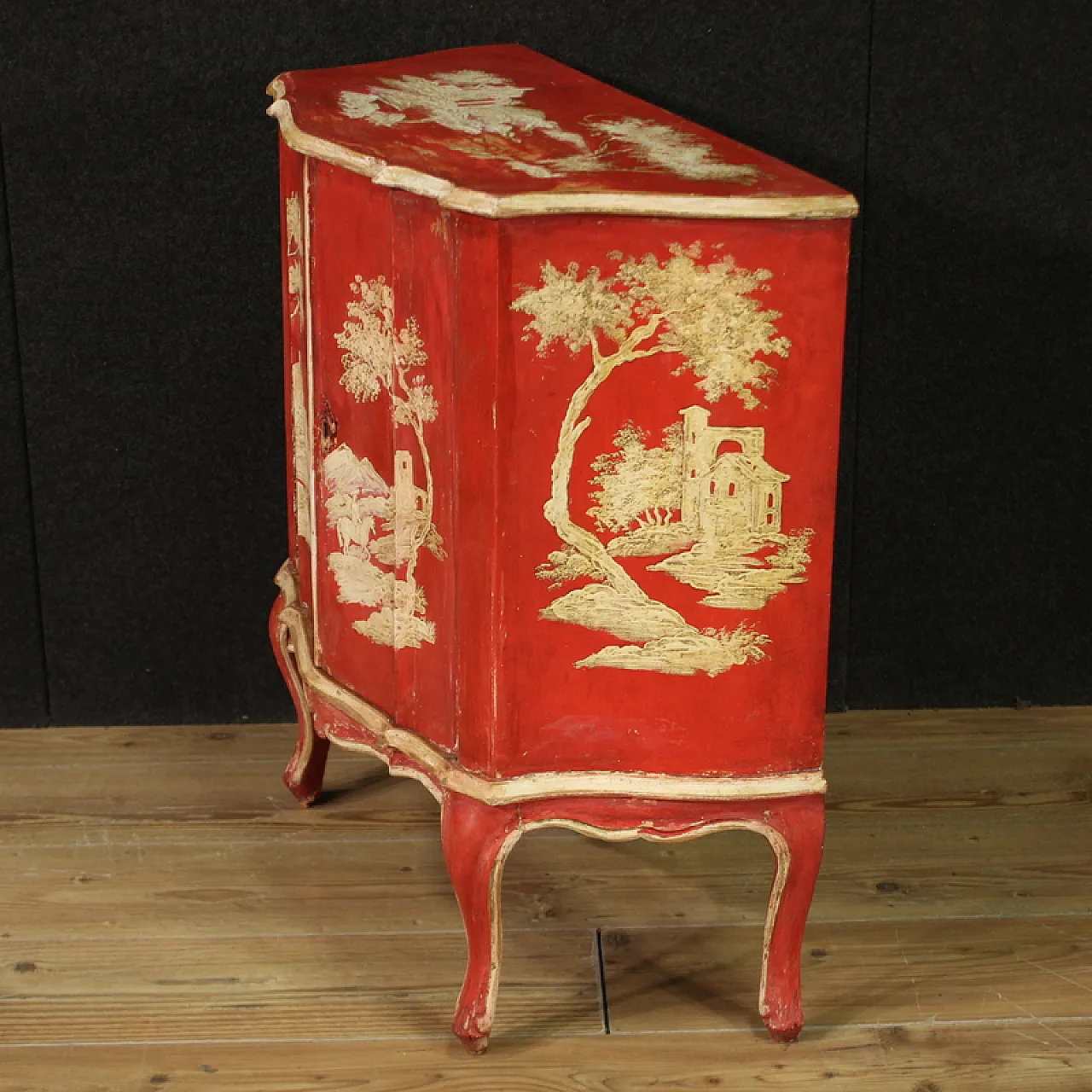 Venetian lacquered and red painted sideboard, 20th century 8