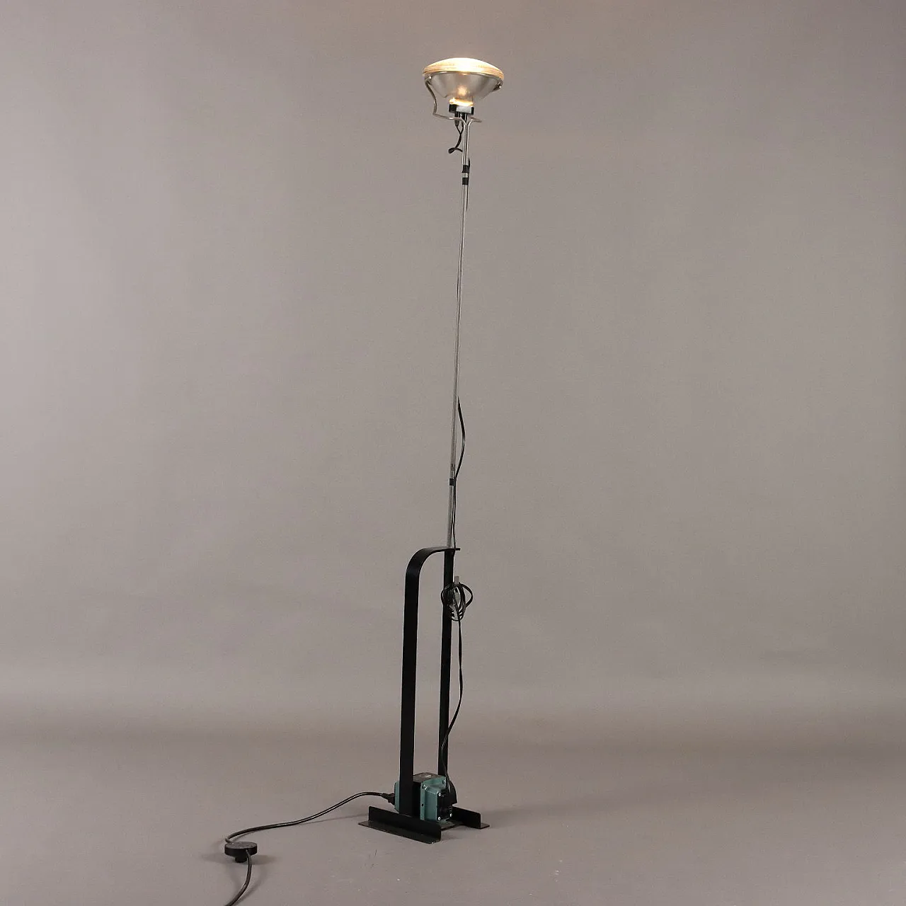 Lampada Toio di Achille e Pier Giacomo Castiglioni per Flos, anni '80 1