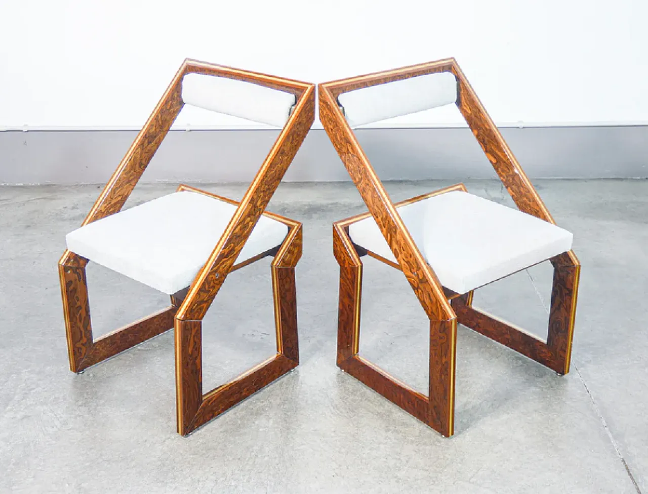 4 Wood and brass chairs by Poggioli, 1970s 7