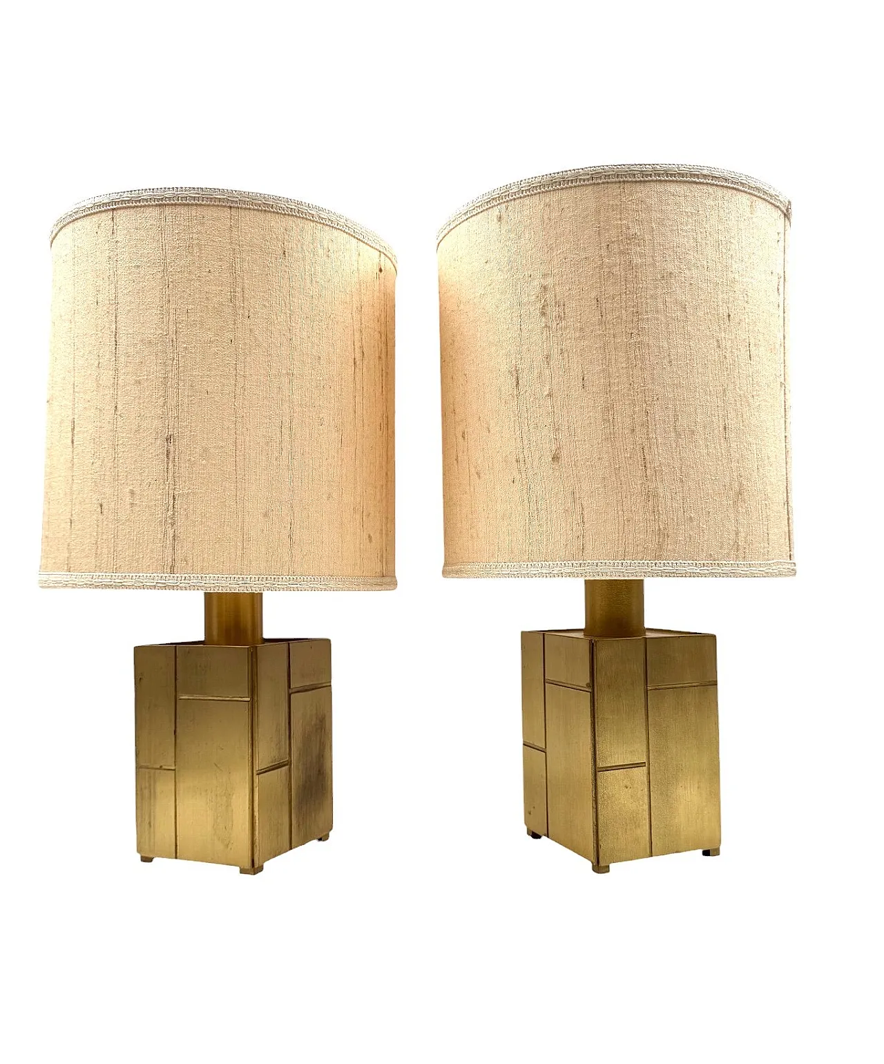 Pair of Louis table lamps in brass by L.Frigerio, 1970s 2