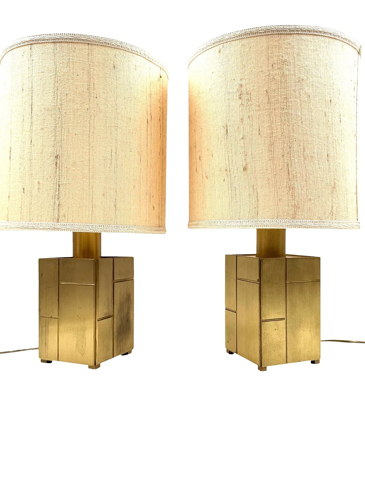 Pair of Louis table lamps in brass by L.Frigerio, 1970s 3