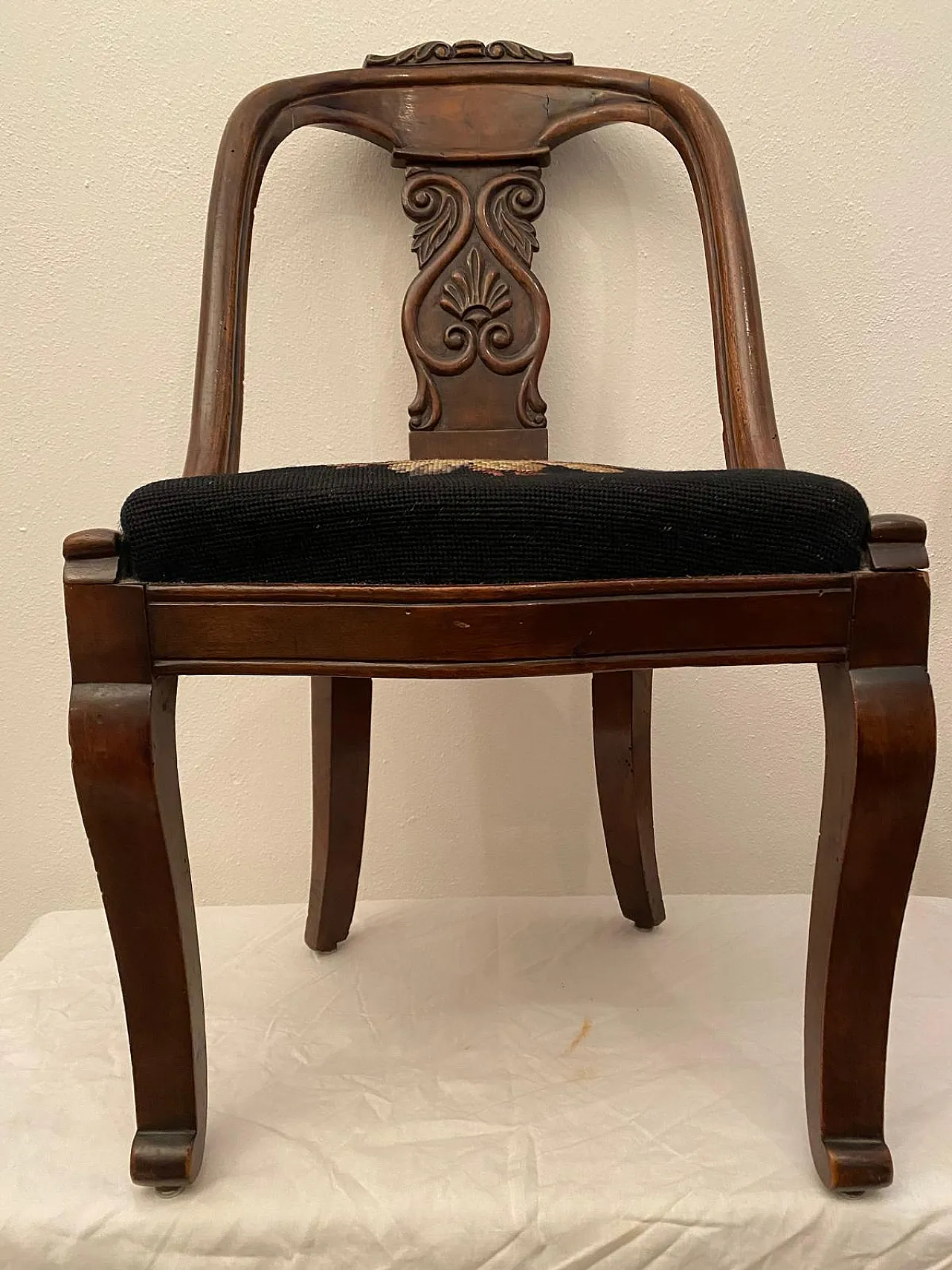 Walnut gondola chair 1