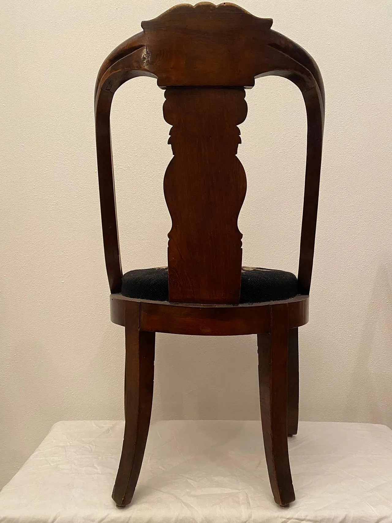 Walnut gondola chair 4