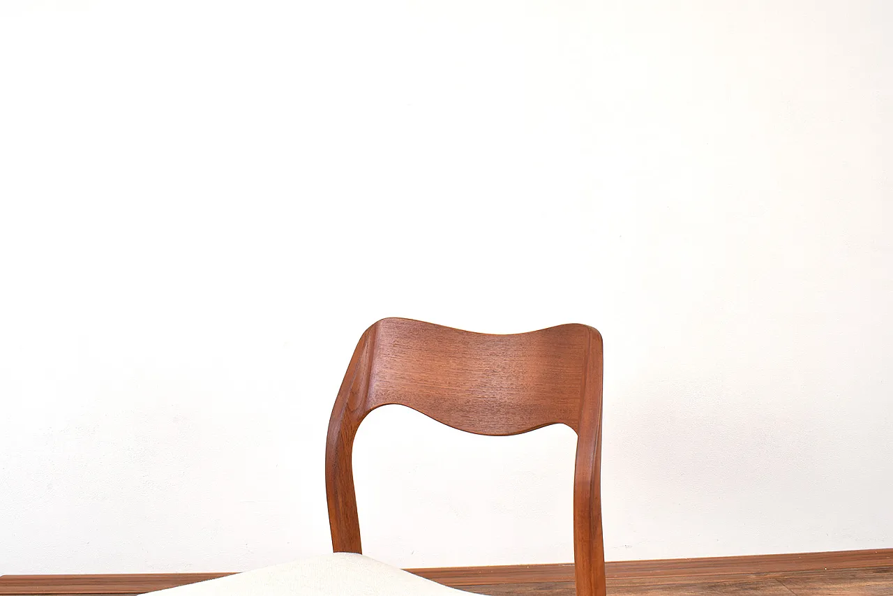 4 model 71 chairs in teak by Niels Otto Møller for J.L. Møllers, 60s 9