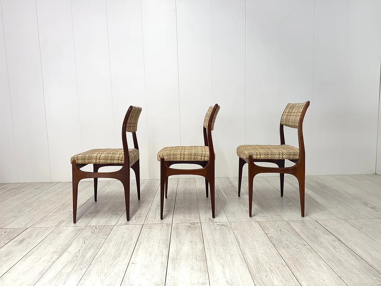 6 Wooden chairs, 1960s 15