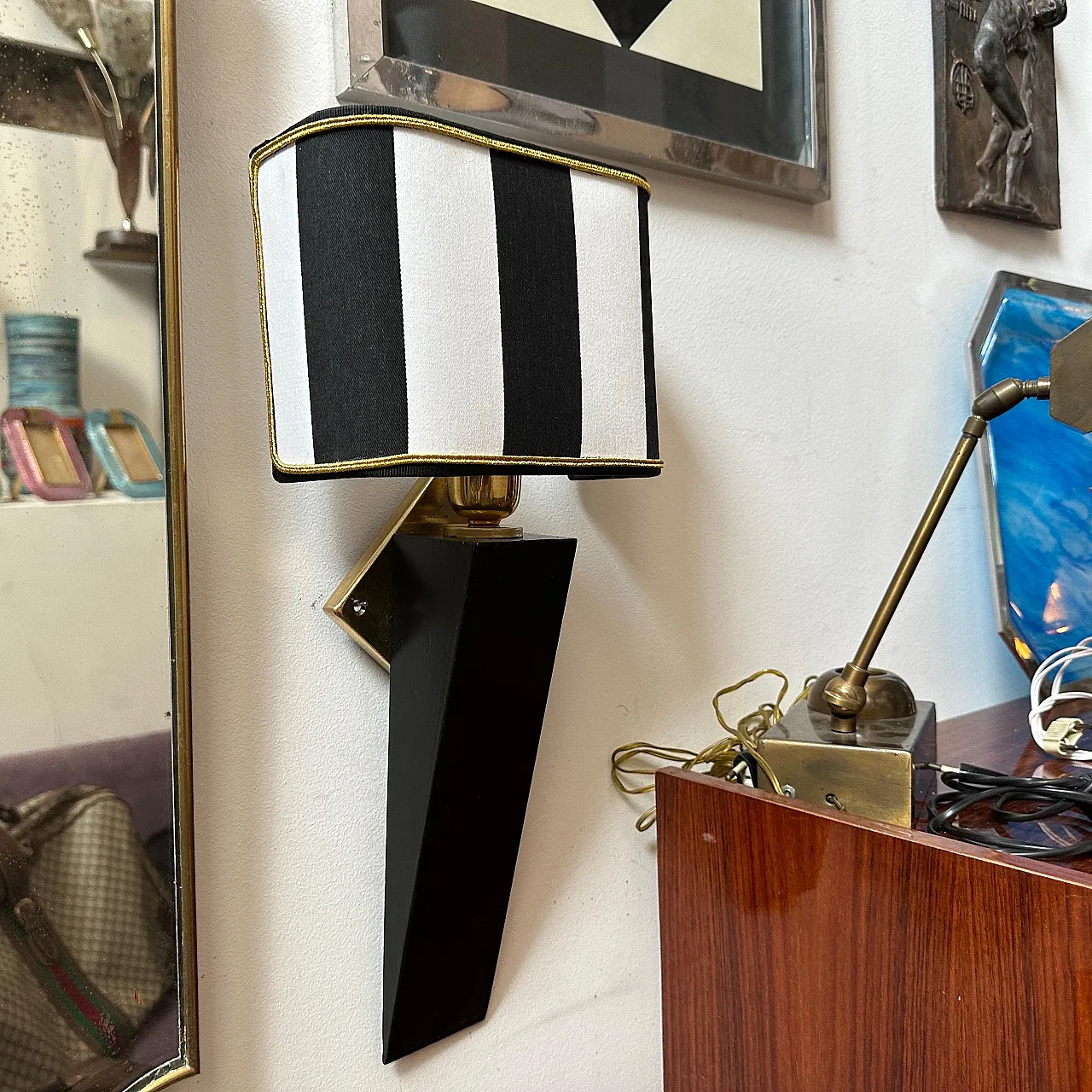 Art Deco style wood and brass wall lamp, 1980s 7