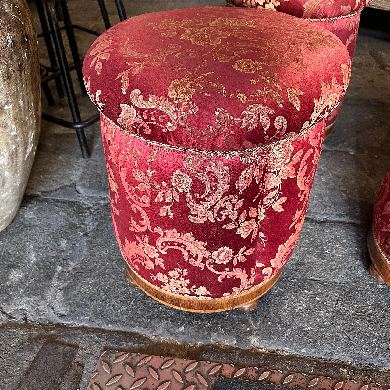 4 Louis Philippe sicilian poufs, 19th century 13