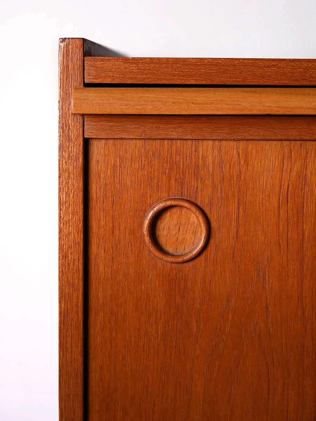 Sideboard with removable plan, 60s 9