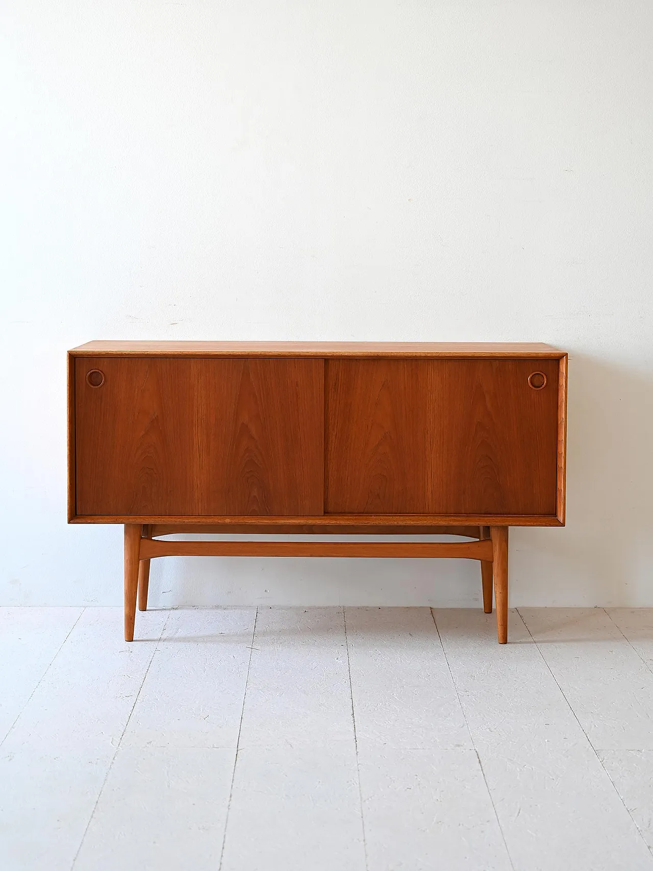 Scandinavian sideboard with sliding doors 2