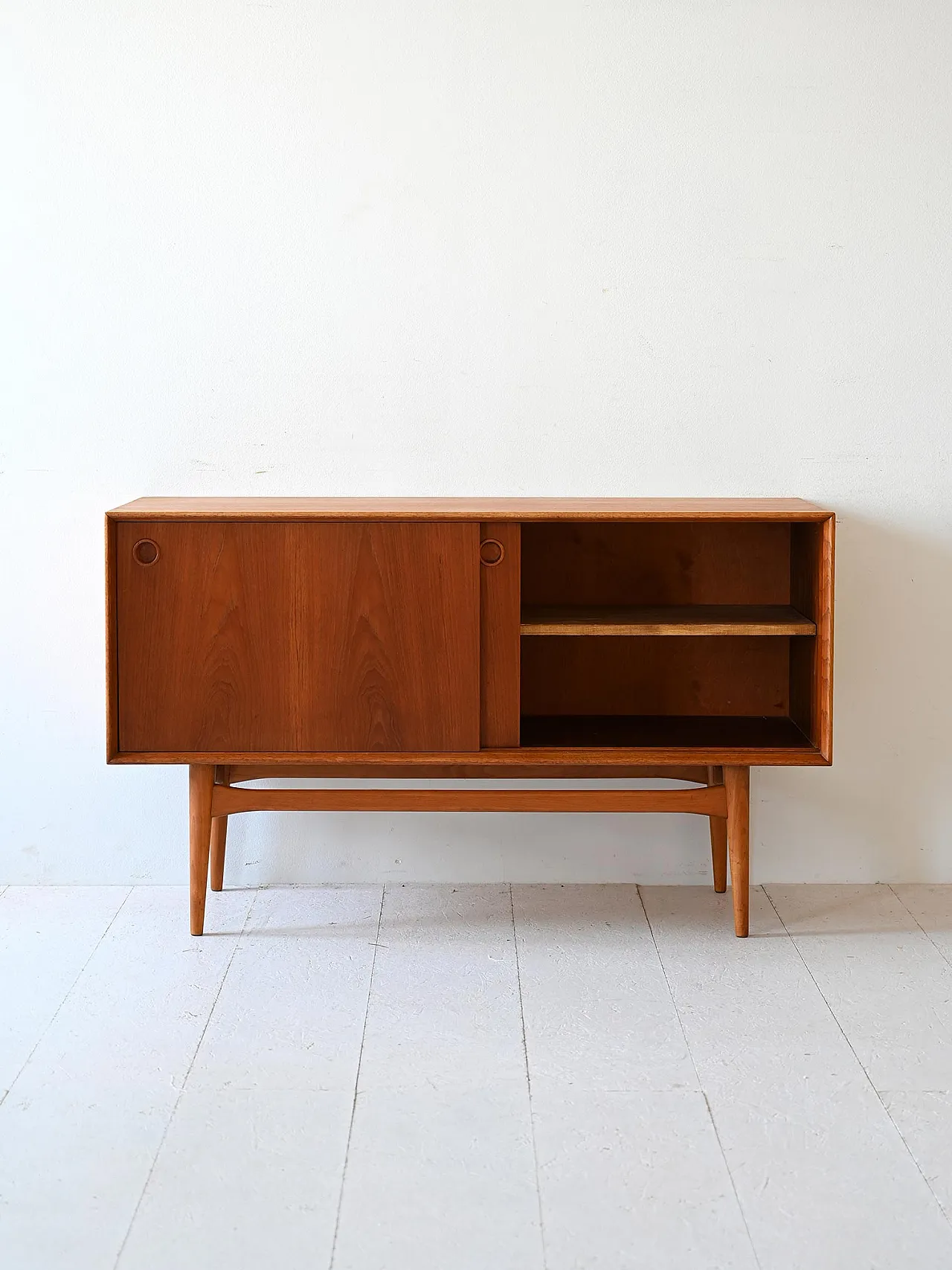 Scandinavian sideboard with sliding doors 4