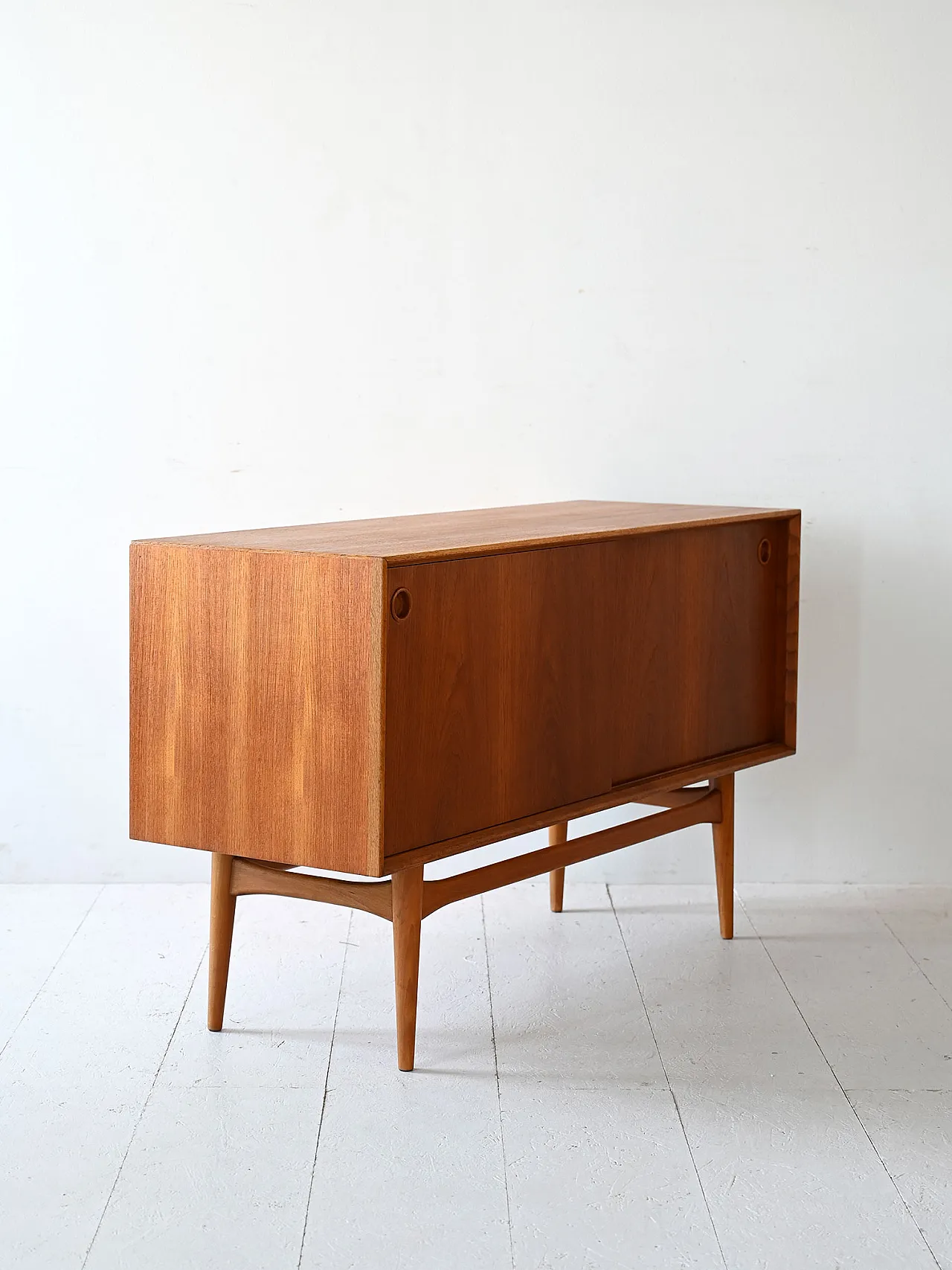 Scandinavian sideboard with sliding doors 5