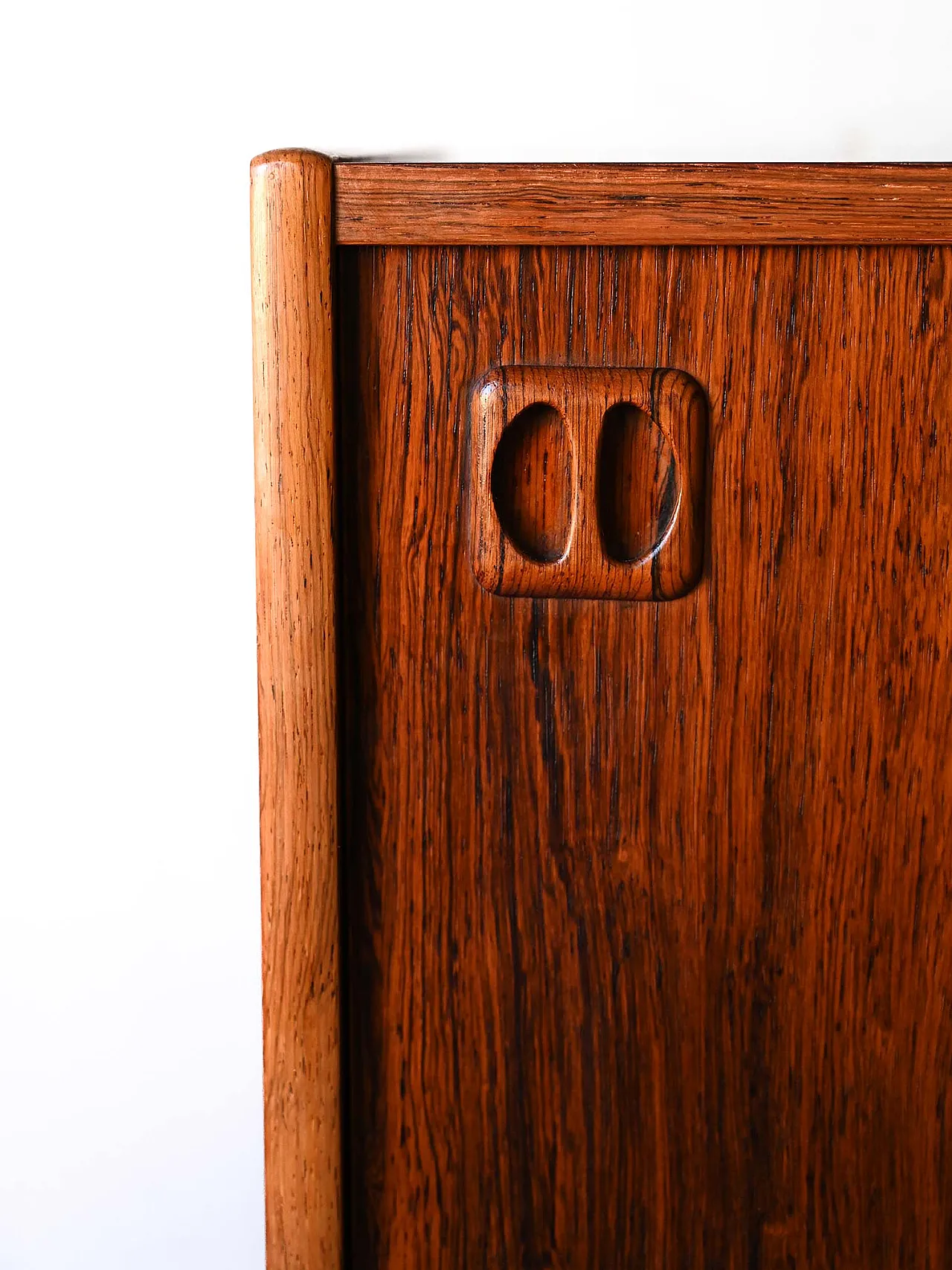 Scandinavian sideboard in rosewood, 60s 8