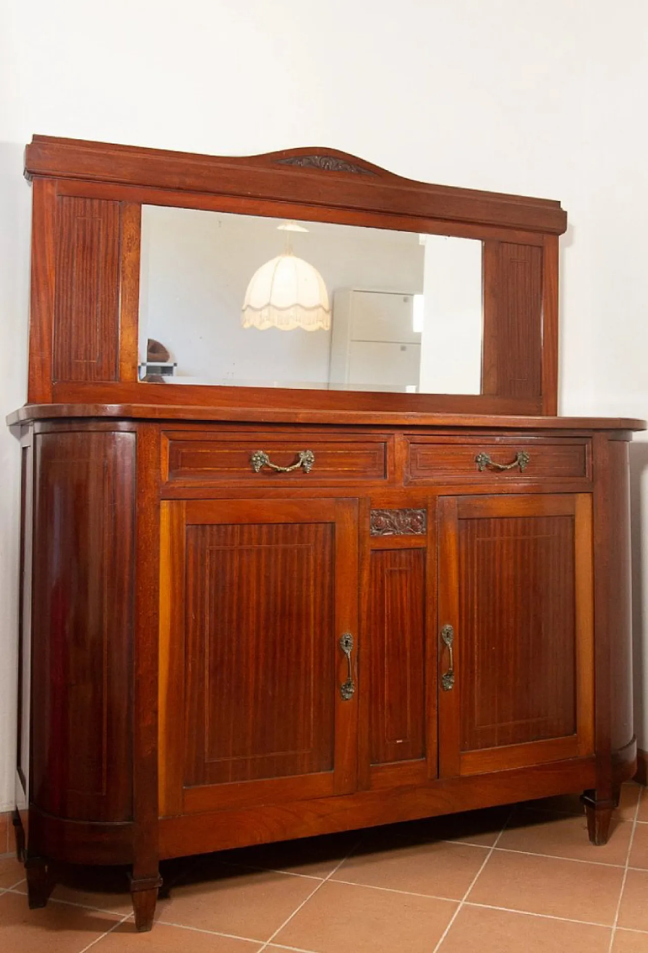 Credenza Liberty in noce impiallacciato con specchio, anni ‘30 4