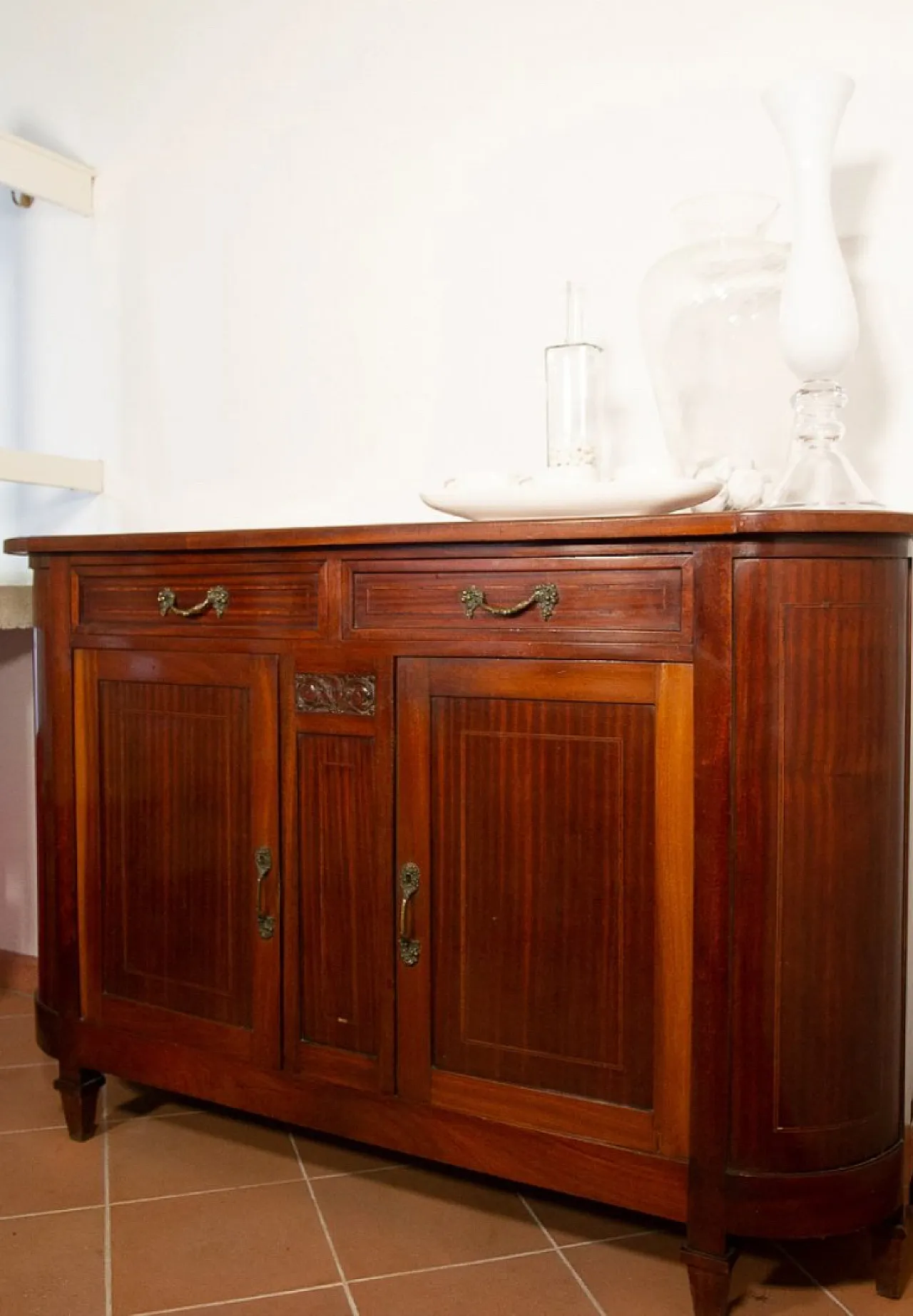 Credenza Liberty in noce impiallacciato con specchio, anni ‘30 7