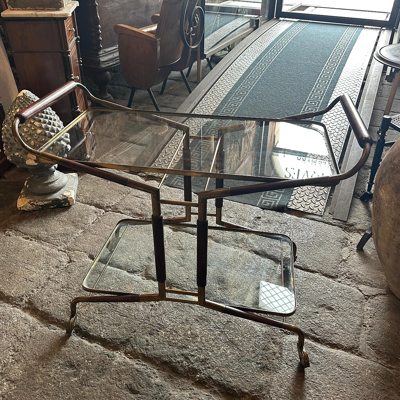 Carrello da bar in ottone, legno e vetro di Cesare Lacca, anni '50 4