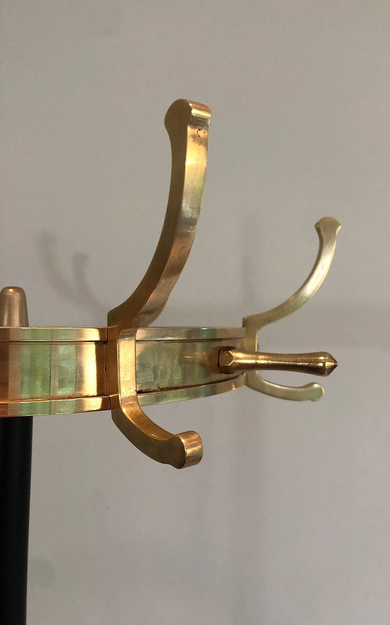 Lacquered metal and brass coat stand by Jacques Adnet, 1950s 8