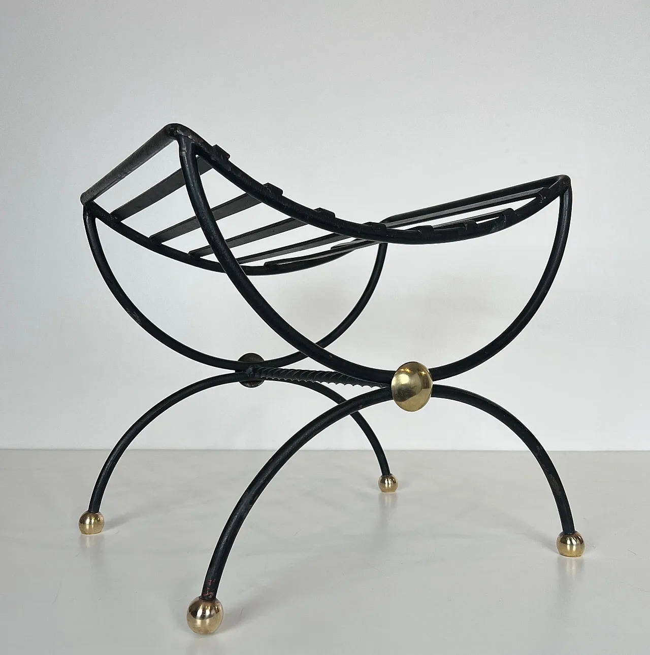 Pair of wrought iron and brass curule stools, 1950s 8