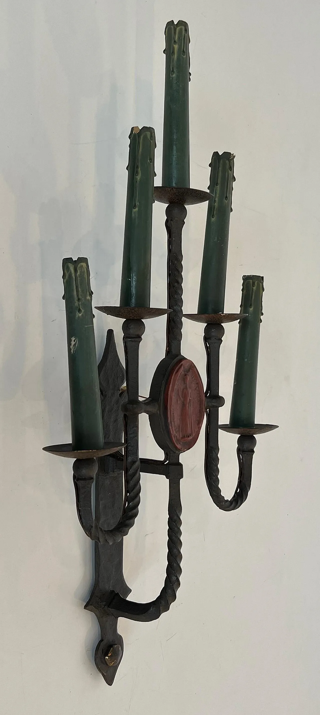 Pair of wrought iron wall sconces with 5 arms with coat of arms, 1940s 6