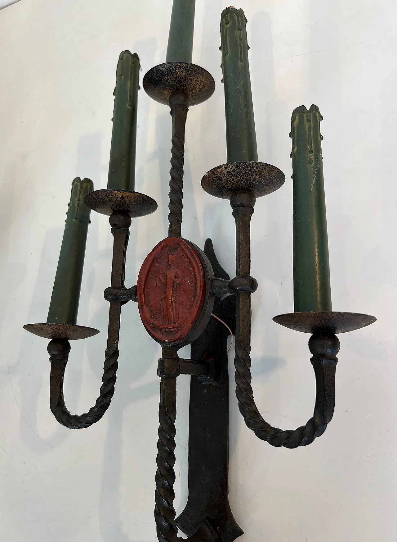 Pair of wrought iron wall sconces with 5 arms with coat of arms, 1940s 9