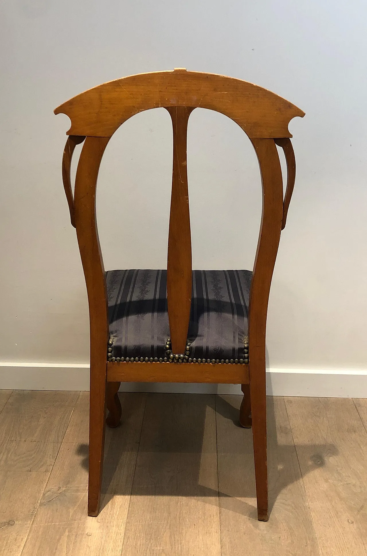 4 Wooden chairs decorated with flowers and plants, early 20th century 6