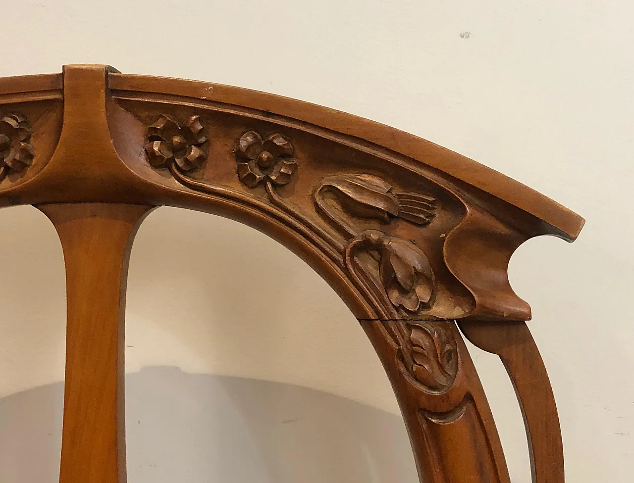 4 Wooden chairs decorated with flowers and plants, early 20th century 9