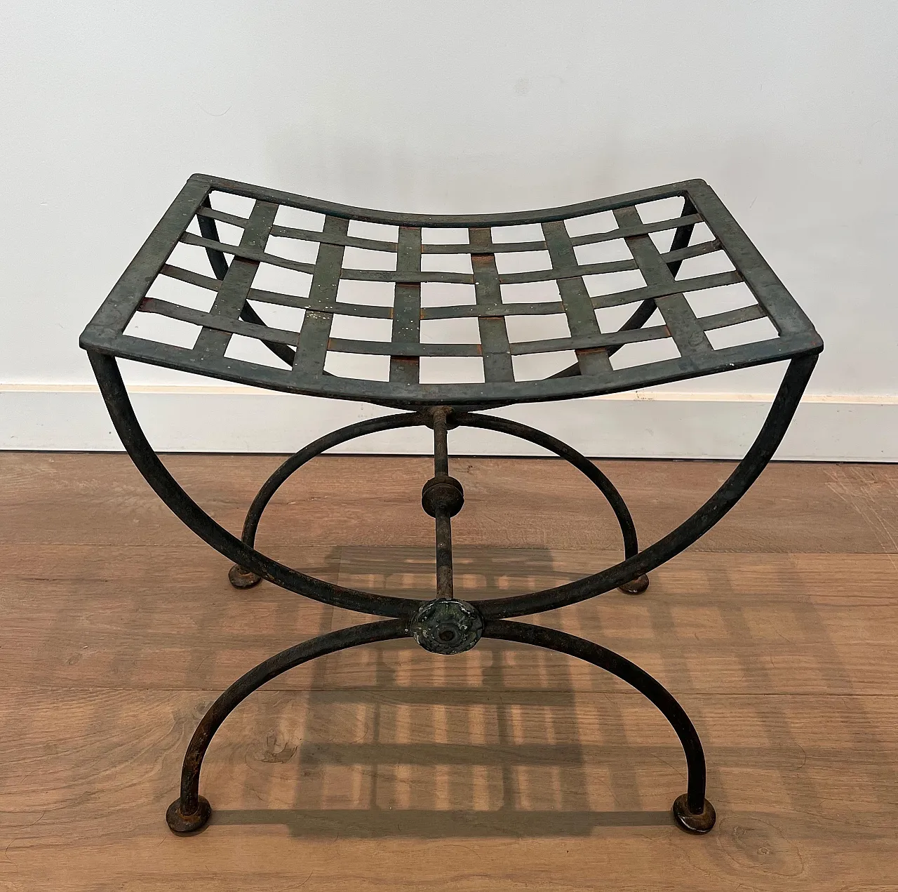 Pair of Curule stools in wrought iron and patinated metal, 1950s 16